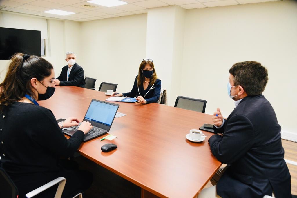 Gobernador De La Región Metropolitana Estrecha Lazos Con Ccs Gobernador De La Región Metropolitana Estrecha Lazos Con Ccs