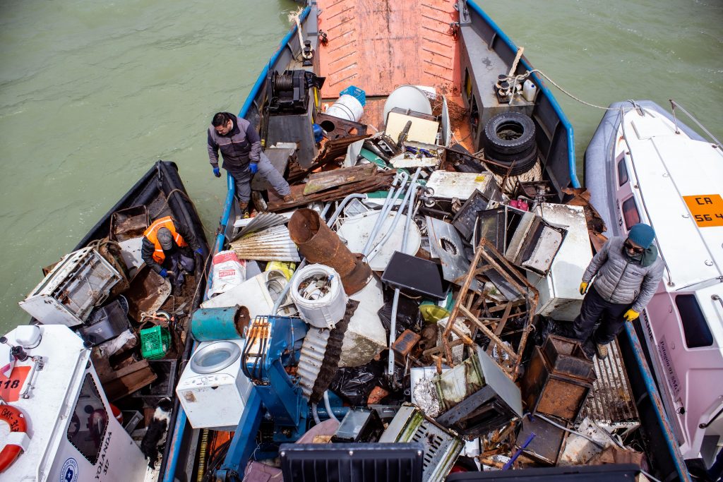 Más De 3 Mil Kilos De Chatarra Domiciliaria Recuperadas En Caleta Tortel Y Villa O’higgins Se Reciclarán Y Convertirán En Acero Verde Más De 3 Mil Kilos De Chatarra Domiciliaria Recuperadas En Caleta Tortel Y Villa O’higgins Se Reciclarán Y Convertirán En Acero Verde
