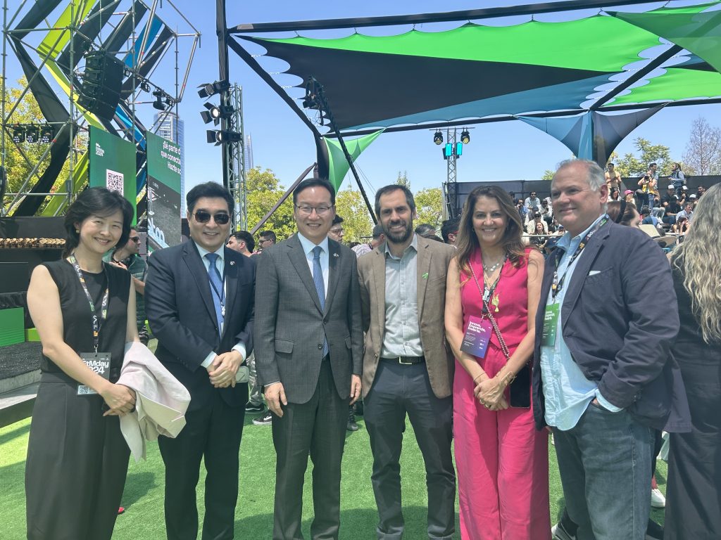 La Cámara De Comercio De Santiago Destacó En El Etm Day 2024: Impulsando La Innovación Empresarial La Cámara De Comercio De Santiago Destacó En El Etm Day 2024: Impulsando La Innovación Empresarial