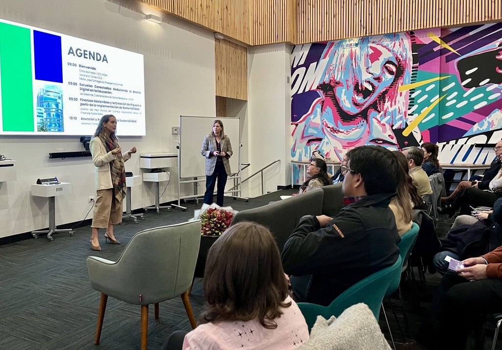 Wom Abre Sus Puertas Al Comité De Sostenibilidad Ccs Con Foco En Finanzas Sostenibles Y Educación Digital Wom Abre Sus Puertas Al Comité De Sostenibilidad Ccs Con Foco En Finanzas Sostenibles Y Educación Digital