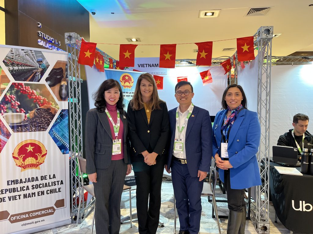 Más De 1000 Empresarios Se Reunieron En Enlaces Comerciales 2025, El Mayor Evento De Networking Empresarial Del Año Más De 1000 Empresarios Se Reunieron En Enlaces Comerciales 2025, El Mayor Evento De Networking Empresarial Del Año