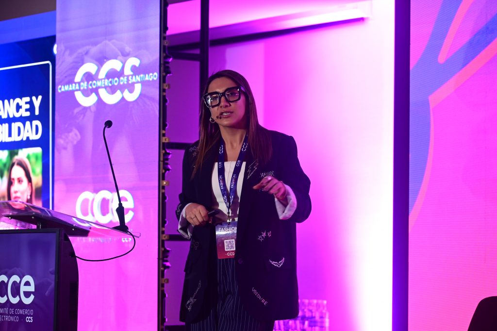 Fashion Online 2025 Revela Que El 65% De Los Consumidores Online Compra Ropa Por Internet Mensualmente Fashion Online 2025 Revela Que El 65% De Los Consumidores Online Compra Ropa Por Internet Mensualmente