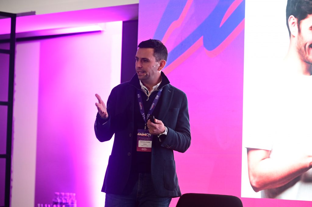 Fashion Online 2025 Revela Que El 65% De Los Consumidores Online Compra Ropa Por Internet Mensualmente Fashion Online 2025 Revela Que El 65% De Los Consumidores Online Compra Ropa Por Internet Mensualmente