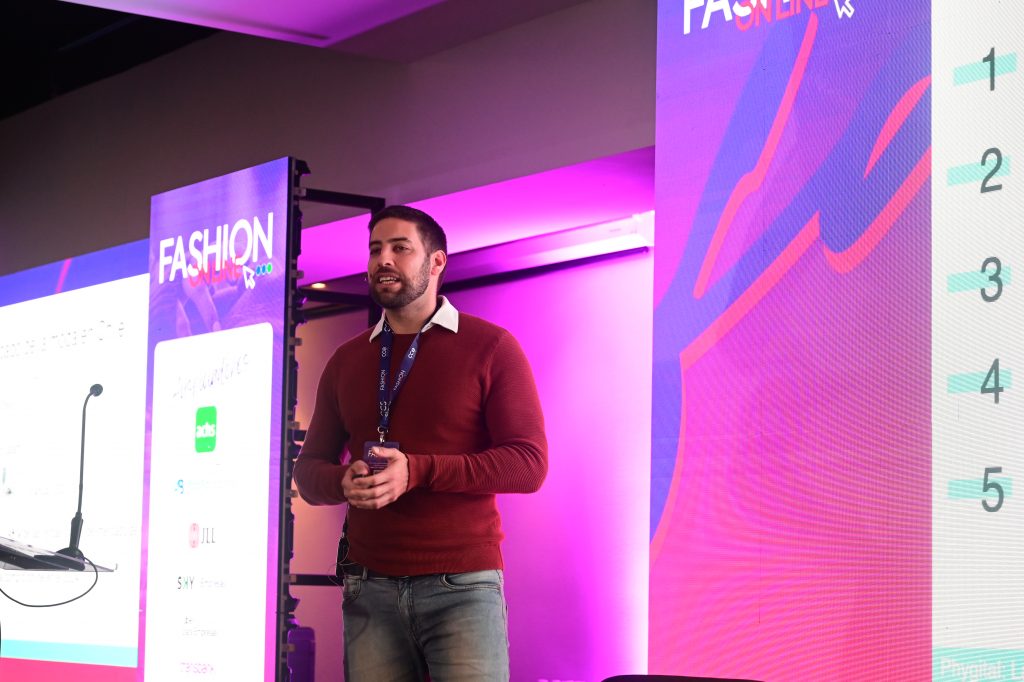 Fashion Online 2025 Revela Que El 65% De Los Consumidores Online Compra Ropa Por Internet Mensualmente Fashion Online 2025 Revela Que El 65% De Los Consumidores Online Compra Ropa Por Internet Mensualmente
