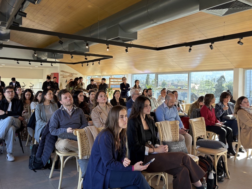 Comité De Sostenibilidad Ccs Se Reunió En El Nuevo Showroom De Cic